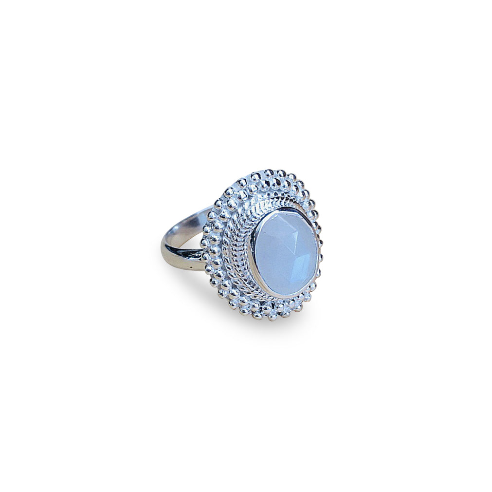 Moonstone finger ring