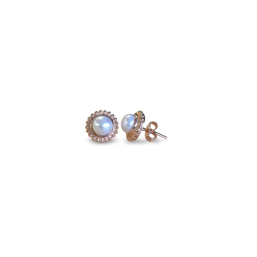 Stud earrings pearl white / rose gold