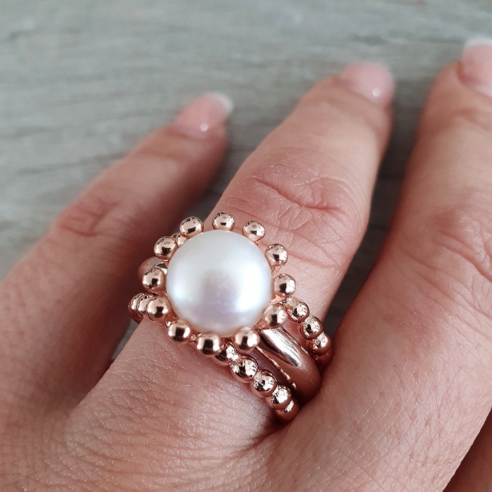 Finger ring pearl rose gold plated