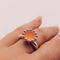 Finger ring silver orange moonstone