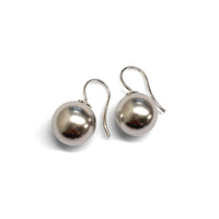 Pearl earrings (3 colors)