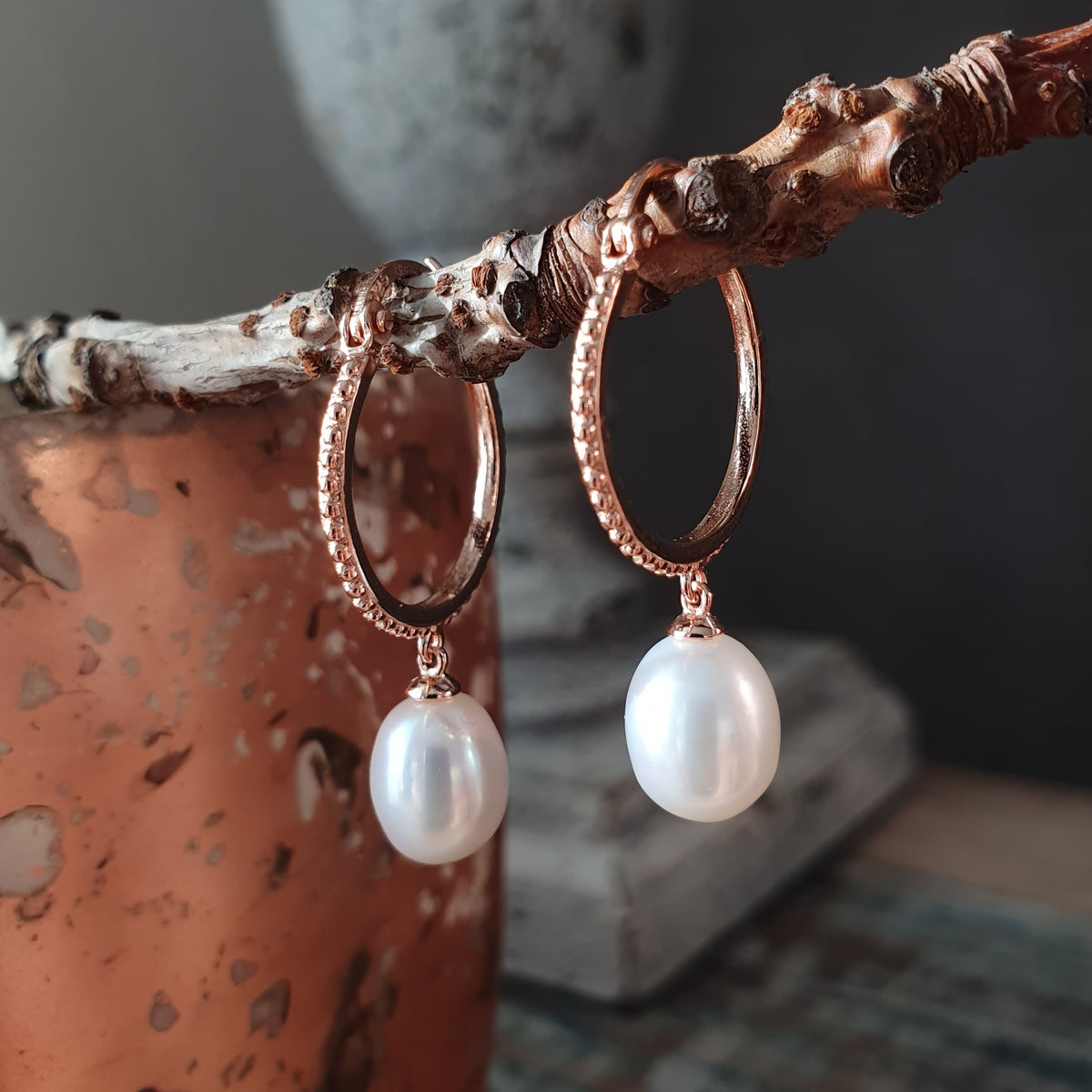 Creoles with freshwater pearls